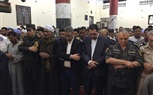 محافظ سوهاج ومدير الأمن يؤديان صلاة الجنازة على جثمان الشهيد 