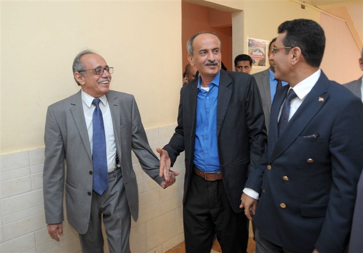 انطلاق امتحانات الثانوية العامة بالمدارس اليمنية بمصر والسفير يتفقد اللجان