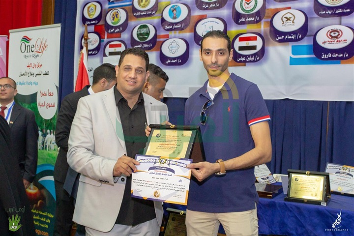 جامعة الاسكندرية تكرم مبادرة "اوعى تجرب" لا للإدمان 
