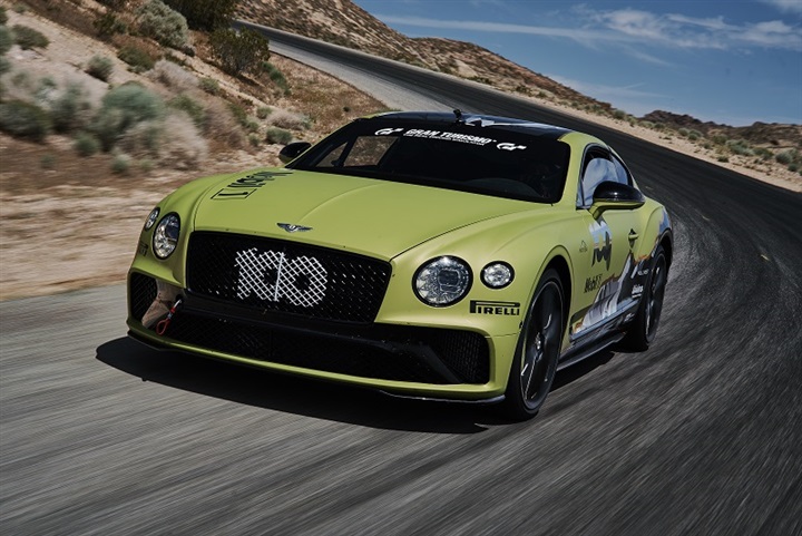 Bentley Continental GT تستعدّ لتحطيم رقماً قياسياً جديداً في سباق "بايكس بيك" الشهير Bentley Continental GT تستعدّ لتحطيم رقماً قياسياً جديداً في سباق "بايكس بيك" الشهير