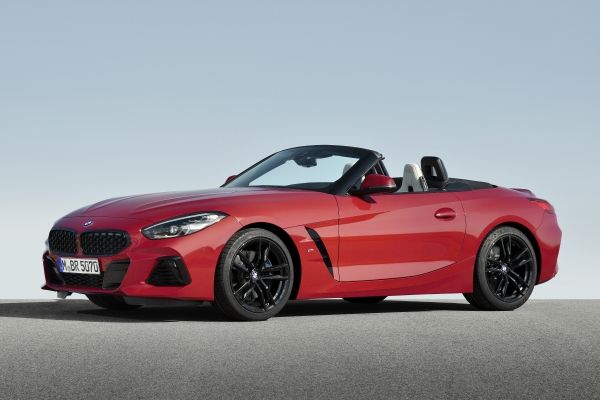 رسميًا.. «البافارية للسيارات» تطلق «BMW Z4» لأول مرة فى مصر رسميًا.. «البافارية للسيارات» تطلق «BMW Z4» لأول مرة فى مصر