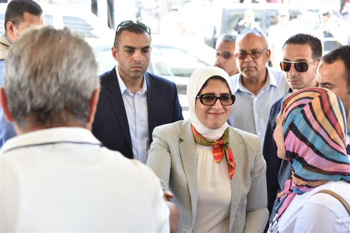 بالصور.. وزيرة الصحة تتفقد عدد من مستشفيات بورسعيد للوقوف على جاهزيتها لإطلاق منظومة التأمين الصحي الجديد