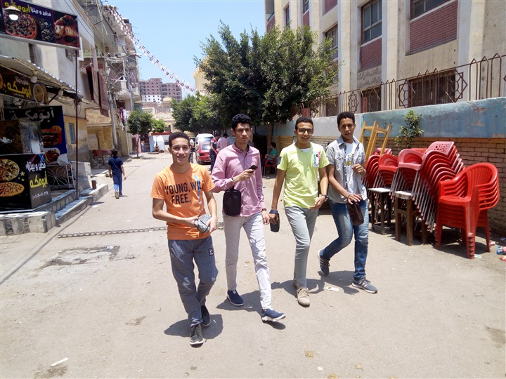 طلاب كفر الشيخ: الجيولوجيا وعلم النفس "فاكهة" الثانوية والتفاضل "طويل"
