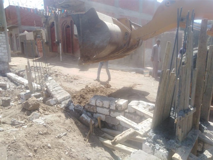 محافظة سوهاج: إزالات فورية لـ 65 حالة تعدي وبناء مخالف بالبلينا خلال 120 يوم