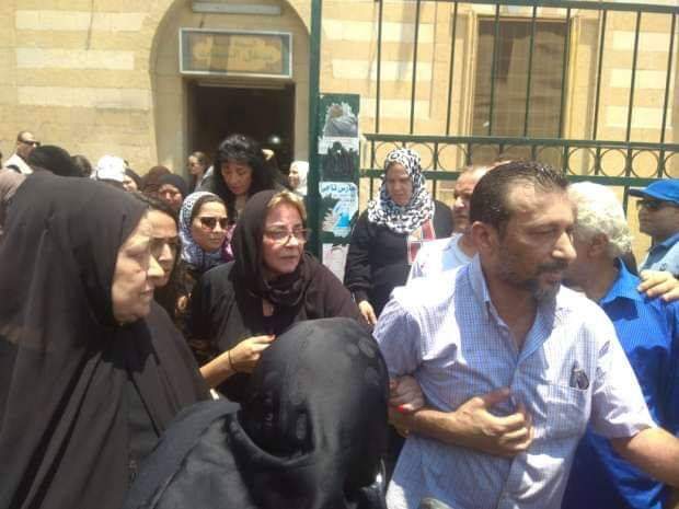 بالصور.. نجوم الفن يشيعون جنازة الفنان عزت أبو عوف بالصور.. نجوم الفن يشيعون جنازة الفنان عزت أبو عوف