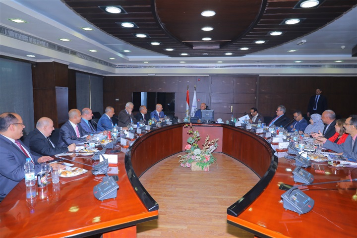 وزير النقل يترأس أعمال الجمعية العامة العادية لشركة الاتحاد العربى للنقل البرى والسياحة "سوبرجيت"