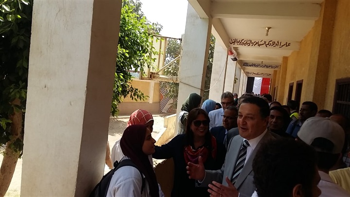 محافظ القليوبية ورئيس جامعة بنها يدشنان مشروع  تطوير قرية كفر فرسيس
