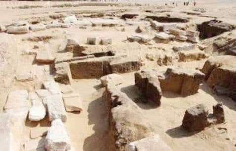 تعرف على تاريخ منطقة "أبو صير" أول مشروع أثري ينفذ بواسطة المعهد التشيكي للآثار المصرية تعرف على تاريخ منطقة "أبو صير" أول مشروع أثري ينفذ بواسطة المعهد التشيكي للآثار المصرية