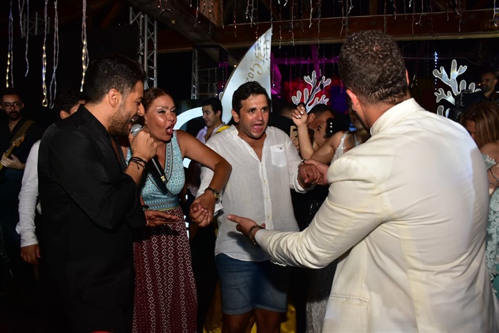 بالصور.. حماقي يشعل زفاف نجل ماجد المصري بالصور.. حماقي يشعل زفاف نجل ماجد المصري