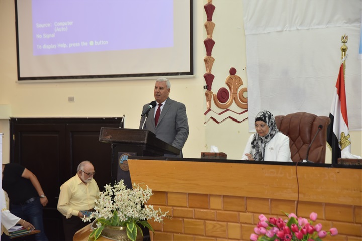 محافظ مطروح يفتتح المؤتمر الثاني والعشرون للجمعية المصرية للمكتبات والأرشيف تحت شعار بناء البشر قاطرة التنمية