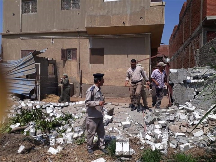 محافظ البحيرة: إزالة 36 حالة تعدى على الأراضى الزراعية وإزالة أسوار وفك شدات خشبية على مساحه 3890 متر بالإضافة لرفع 320 حالة إشغال بنطاق المحافظة