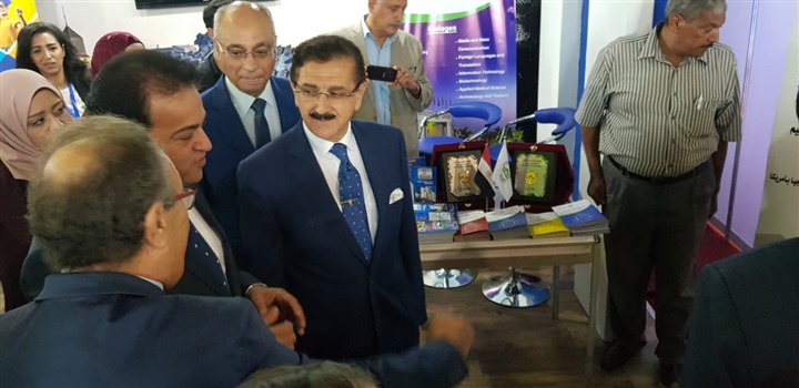 بالصور.. جامعة مصر للعلوم و التكنولوجيا تشارك في المعرض السنوي لمؤسسة أخبار اليوم