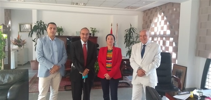 الزناتي يلتقي وزيرة البيئة لبحث تنظيم برامج توعية وتدريب للمعلمين والطلاب