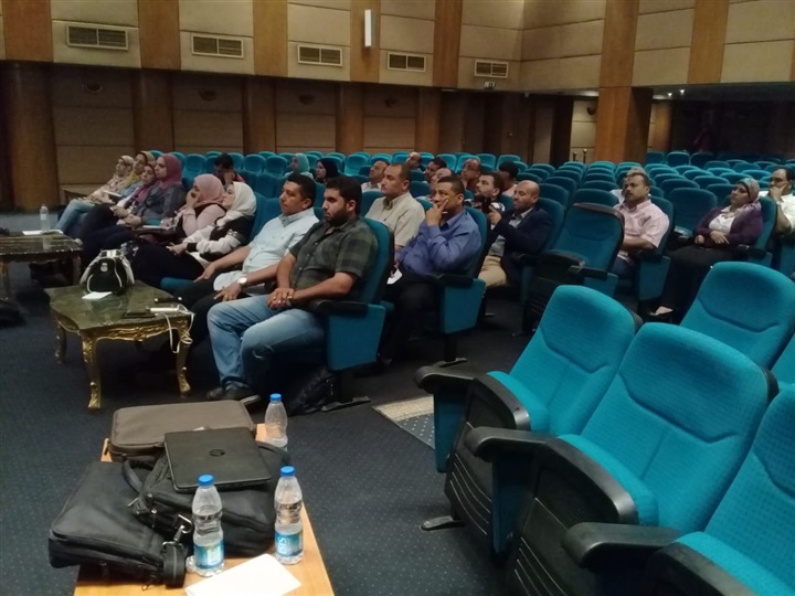 "البيئة" بناء قدرات العاملين ودمج الخبرات للحفاظ على البيئة البحرية وزيادة الثروة السمكية