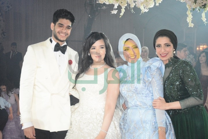 باالصور.. بوسى وشيبة وحجاج يشعلون حفل زفاف احمد وسلمى باالصور.. بوسى وشيبة وحجاج يشعلون حفل زفاف احمد وسلمى