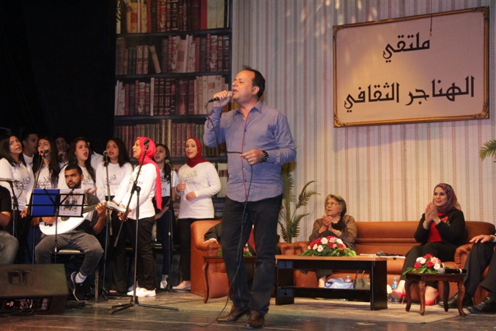 بالصور.. خلال ملتقى الهناجر الثقافى .. "الوطن الأكبر" تشعل حماس جمهور الملتقى بالصور.. خلال ملتقى الهناجر الثقافى .. "الوطن الأكبر" تشعل حماس جمهور الملتقى