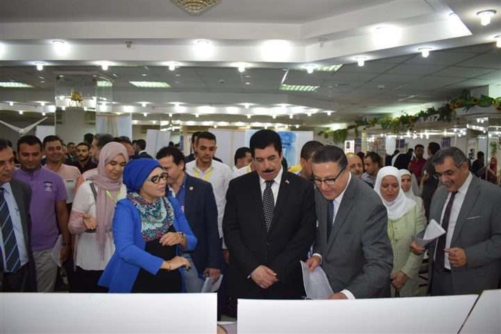 إطلاق أول مسابقة للمشروعات الطلابية بجامعة بنها