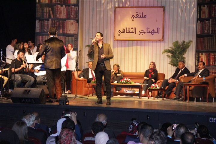 بالصور.. خلال ملتقى الهناجر الثقافى .. "الوطن الأكبر" تشعل حماس جمهور الملتقى بالصور.. خلال ملتقى الهناجر الثقافى .. "الوطن الأكبر" تشعل حماس جمهور الملتقى