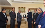 محافظ مطروح يستقبل رئيس حزب الحرية المصرى