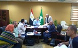محافظ الشرقية يجتمع بمسئولى شركة مياه الشرب والصرف الصحي والكهرباء والأبنية التعليمية 