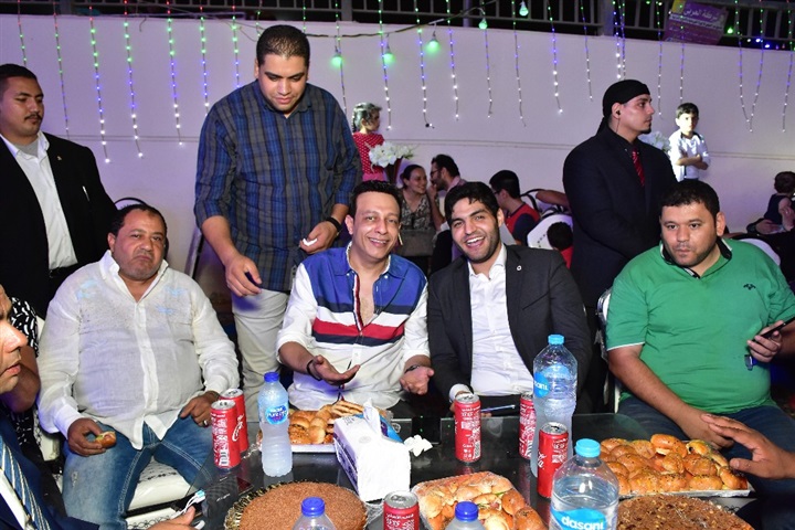 محمد عبد الحافظ يسبب أزمة في أحد محلات مسطرد محمد عبد الحافظ يسبب أزمة في أحد محلات مسطرد