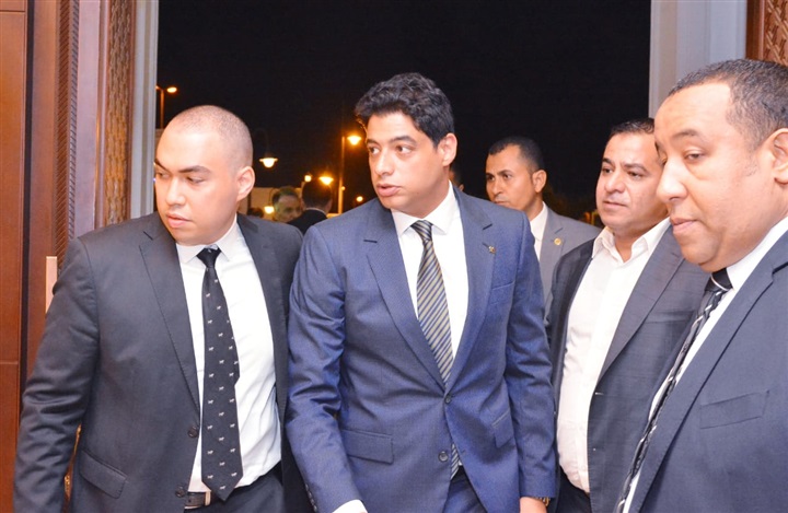 بالصور.. محمد هشام بركات ووزراء العدل ورجال القضاء والداخلية في عزاء المستشار أحمد إكرام فهمي