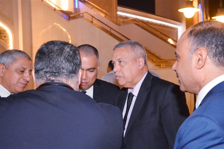 بالصور.. محمد هشام بركات ووزراء العدل ورجال القضاء والداخلية في عزاء المستشار أحمد إكرام فهمي