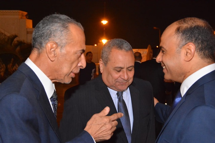 بالصور.. محمد هشام بركات ووزراء العدل ورجال القضاء والداخلية في عزاء المستشار أحمد إكرام فهمي