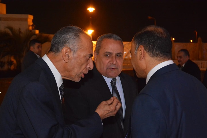بالصور.. محمد هشام بركات ووزراء العدل ورجال القضاء والداخلية في عزاء المستشار أحمد إكرام فهمي