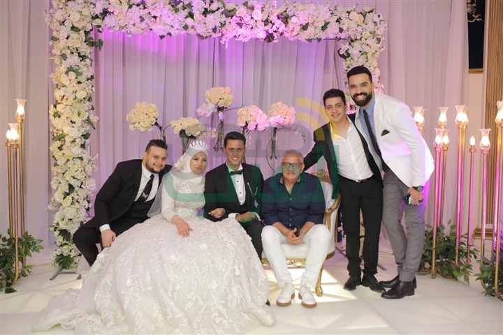 بالصور .. نجوم الفن والأغنية والمشاهير يحتفلون بزفاف هاجر و محمود بالصور .. نجوم الفن والأغنية والمشاهير يحتفلون بزفاف هاجر و محمود