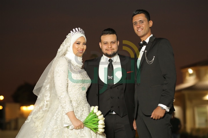 بالصور .. نجوم الفن والأغنية والمشاهير يحتفلون بزفاف هاجر و محمود بالصور .. نجوم الفن والأغنية والمشاهير يحتفلون بزفاف هاجر و محمود
