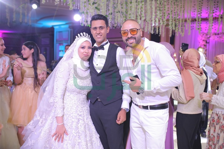 بالصور .. نجوم الفن والأغنية والمشاهير يحتفلون بزفاف هاجر و محمود بالصور .. نجوم الفن والأغنية والمشاهير يحتفلون بزفاف هاجر و محمود