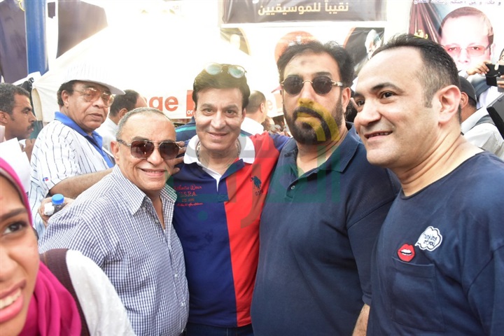 بالصور.. أبوالليف وهانى مهنا وأحمد الكحلاوى يشاركون فى انتخابات المهن الموسيقية بالصور.. أبوالليف وهانى مهنا وأحمد الكحلاوى يشاركون فى انتخابات المهن الموسيقية