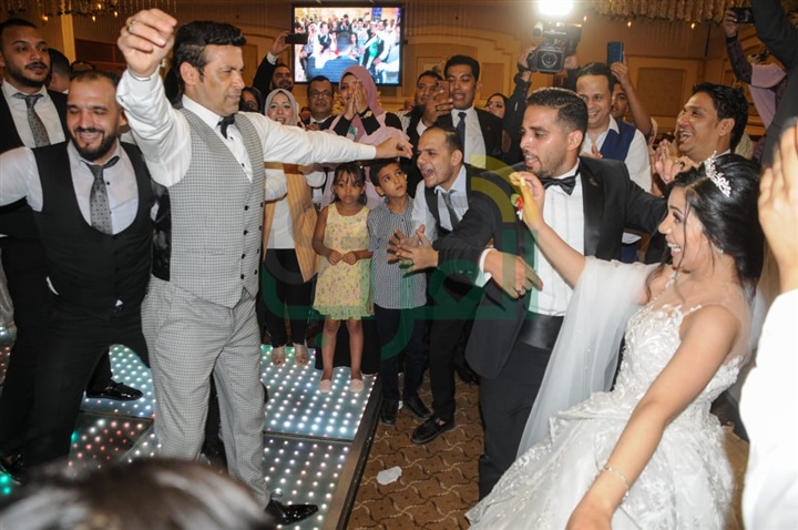 بالصور.. سعد الصغير يشعل حفل زفاف ابنة نائب رئيس تحرير جريده الجمهوريه