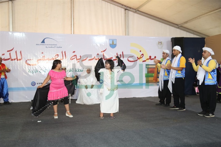 وزيرة الثقافة تطلق فعاليات معرض الإسكندرية الصيفي الأول للكتاب