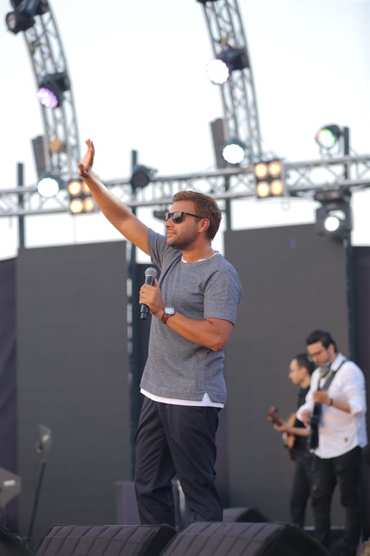 بحضور نجوم الفن والمشاهير.. رامي صبري يشعل أولى حفلاته بالساحل لصيف ٢٠١٩ بحضور نجوم الفن والمشاهير.. رامي صبري يشعل أولى حفلاته بالساحل لصيف ٢٠١٩