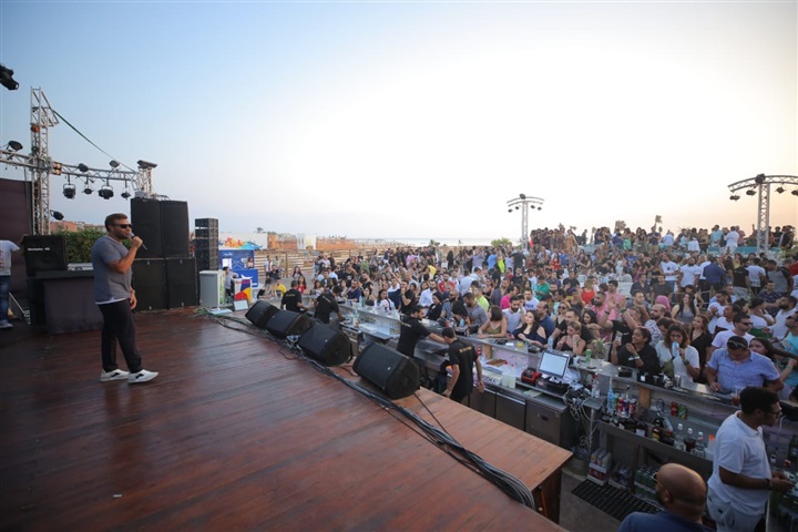 بحضور نجوم الفن والمشاهير.. رامي صبري يشعل أولى حفلاته بالساحل لصيف ٢٠١٩