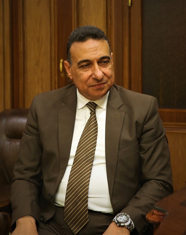 محافظ كفر الشيخ يهنئ "أبوغنيمة" لترقيته سكرتيرًا عامًا لمرسي مطروح