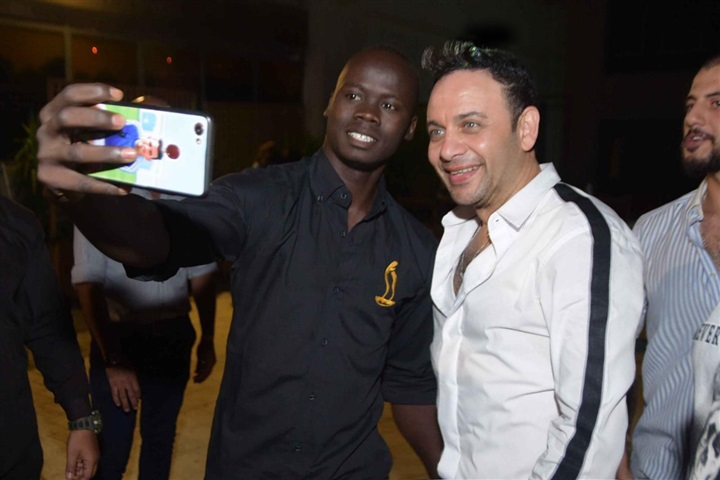 بالصور.. مصطفى قمر يتألق فى "cairo Jazz" ويحتفل مع جمهوره بألبومه الجديد "ضحكت ليا" بالصور.. مصطفى قمر يتألق فى "cairo Jazz" ويحتفل مع جمهوره بألبومه الجديد "ضحكت ليا"