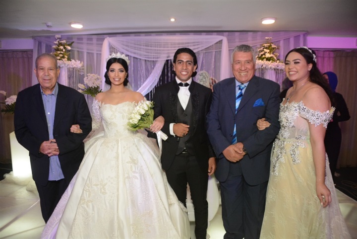 بالصور.. زفاف حسن يوسف لاعب الطلائع بحضور نجوم الزمالك بالصور.. زفاف حسن يوسف لاعب الطلائع بحضور نجوم الزمالك