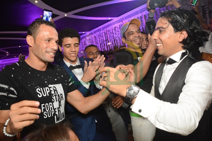 بالصور.. زفاف حسن يوسف لاعب الطلائع بحضور نجوم الزمالك بالصور.. زفاف حسن يوسف لاعب الطلائع بحضور نجوم الزمالك