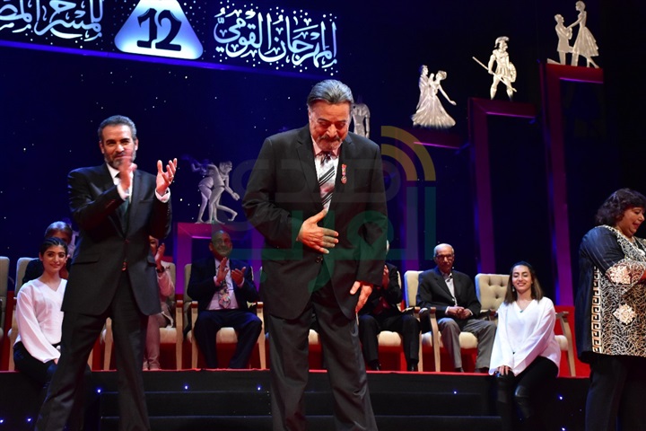 بالصور.. تكريم هاله فاخر وسوسن بدر في حفل افتتاح مهرجان القومي للمسرح