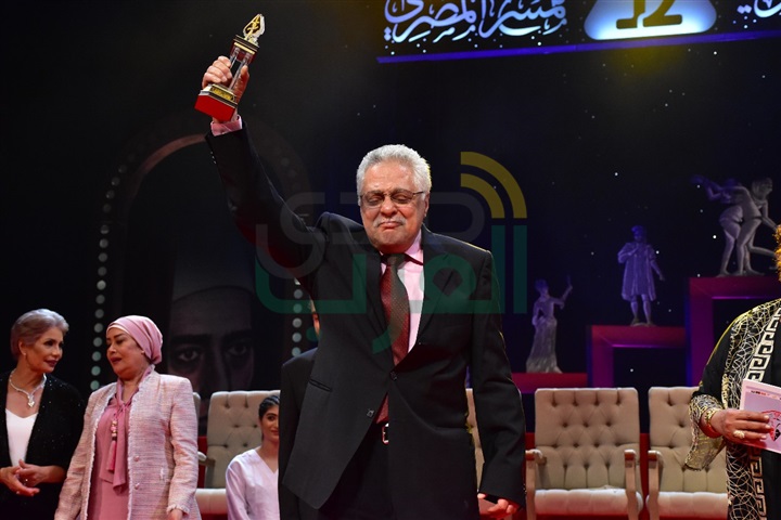 بالصور.. تكريم هاله فاخر وسوسن بدر في حفل افتتاح مهرجان القومي للمسرح