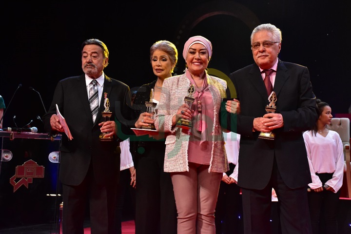 بالصور.. تكريم هاله فاخر وسوسن بدر في حفل افتتاح مهرجان القومي للمسرح بالصور.. تكريم هاله فاخر وسوسن بدر في حفل افتتاح مهرجان القومي للمسرح