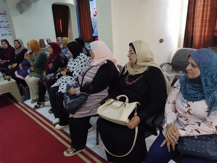 بالصور.. مستقبل وطن ينظم ندوة عن صحة المرأة بكفر الشيخ 