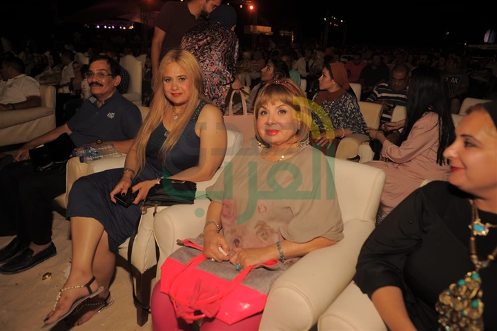 بالصور.. صابر الرباعي يتألق في أقوى الحفلات بشاطئ مرسيليا بالصور.. صابر الرباعي يتألق في أقوى الحفلات بشاطئ مرسيليا