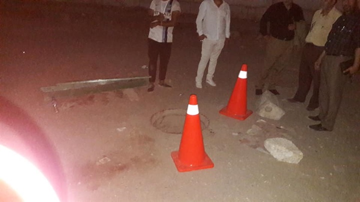 انتشال جثة طفل لقي مصرعه داخل بالوعة صرف صحي أمام نادي الطالبية