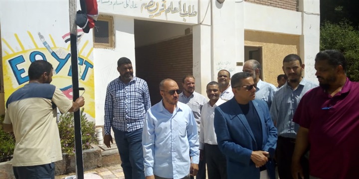 متابعة استعدادات مدارس سيوة لاستقبال العام الدراسى و60 ألف جنيه لدعم تخفيض أسعار مستلزمات المدارس بالواحة  