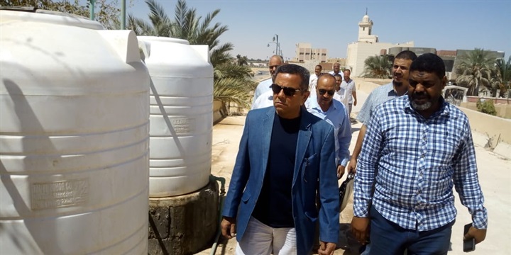 متابعة استعدادات مدارس سيوة لاستقبال العام الدراسى و60 ألف جنيه لدعم تخفيض أسعار مستلزمات المدارس بالواحة  