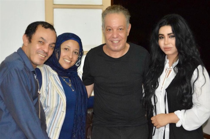 "ع الداون لود" مسرحية تعالج أزمة الأخلاق في الحارة الشعبية "ع الداون لود" مسرحية تعالج أزمة الأخلاق في الحارة الشعبية